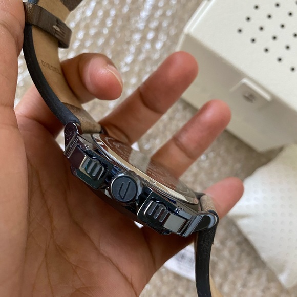 ❌Sold❌DIESEL BAMF Chronograph Taupe Dial DZ7342 - Picture 7 of 8